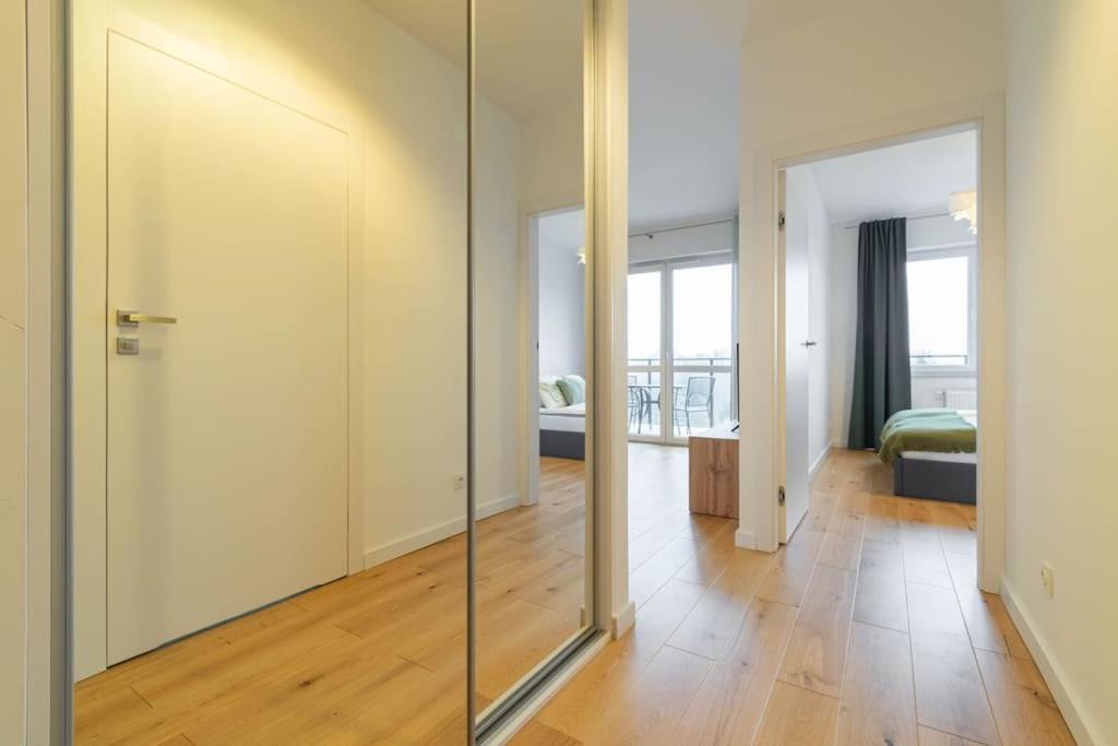Olive Tree Apartment - Klimatyzacja - Air Conditioning-Self-Check-In Katowice Buitenkant foto