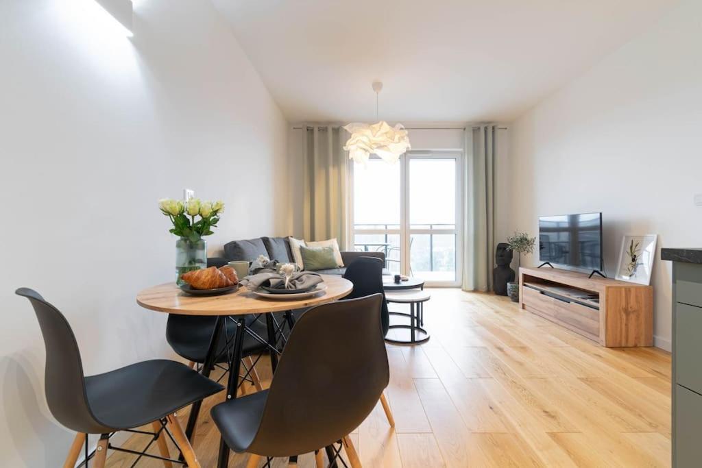 Olive Tree Apartment - Klimatyzacja - Air Conditioning-Self-Check-In Katowice Buitenkant foto